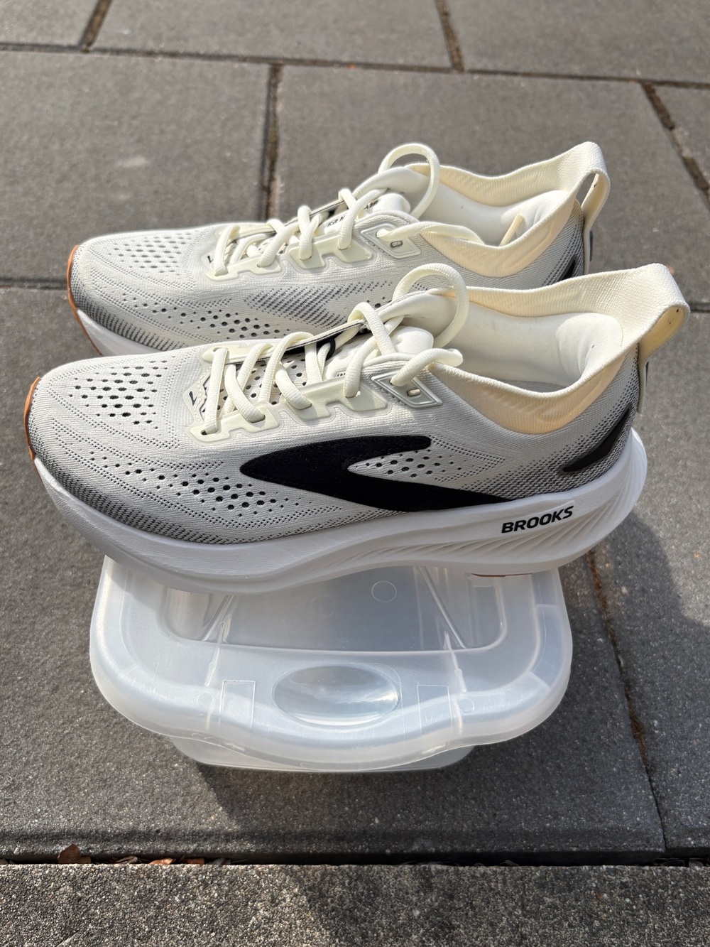 Brooks Glycerin 23 - Picture 10 of 13
